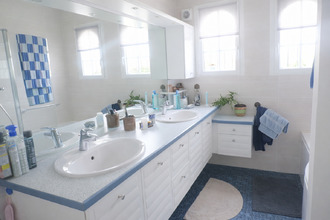 Ma-Cabane - Vente Maison LA PLAINE-SUR-MER, 211 m²