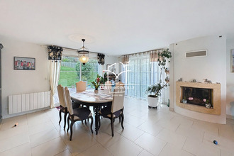 Ma-Cabane - Vente Maison La Rivière-Saint-Sauveur, 218 m²