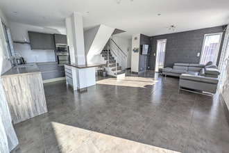 Ma-Cabane - Vente Maison La Roche-Blanche, 146 m²