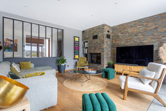 Ma-Cabane - Vente Maison La Roche-Blanche, 209 m²