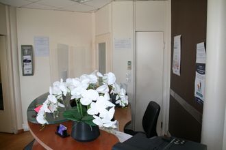 Ma-Cabane - Vente Maison LA ROCHE-SUR-YON, 367 m²