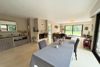 Ma-Cabane - Vente Maison LA ROCHETTE, 247 m²