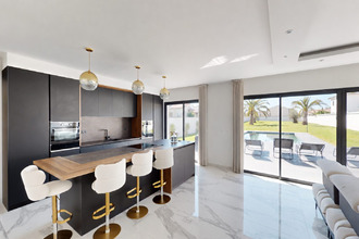 Ma-Cabane - Vente Maison La Salvetat-Saint-Gilles, 179 m²