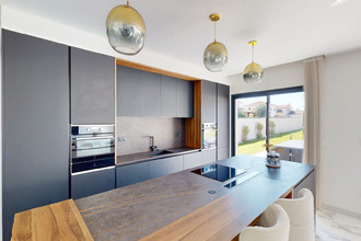 Ma-Cabane - Vente Maison La Salvetat-Saint-Gilles, 179 m²