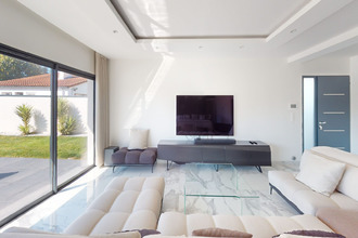 Ma-Cabane - Vente Maison La Salvetat-Saint-Gilles, 179 m²
