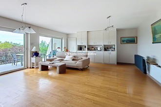 Ma-Cabane - Vente Maison LA TOUR-DE-SALVAGNY, 280 m²