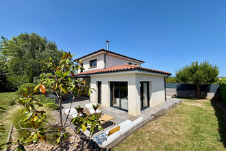 Ma-Cabane - Vente Maison LA TOUR-DE-SALVAGNY, 118 m²