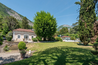 Ma-Cabane - Vente Maison La Tronche, 259 m²