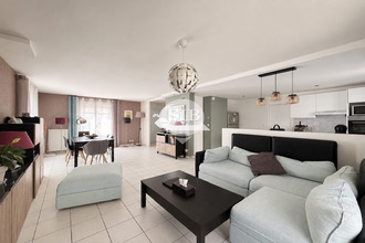 Ma-Cabane - Vente Maison La Ville-du-Bois, 111 m²