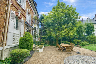 Ma-Cabane - Vente Maison LE CHESNAY, 226 m²