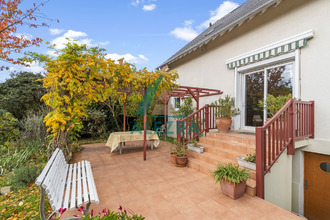 Ma-Cabane - Vente Maison Le Mesnil-le-Roi, 180 m²