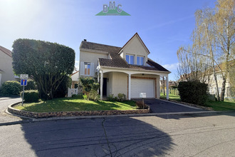 Ma-Cabane - Vente Maison LE PLESSIS-BOUCHARD, 175 m²