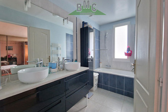 Ma-Cabane - Vente Maison LE PLESSIS-BOUCHARD, 199 m²