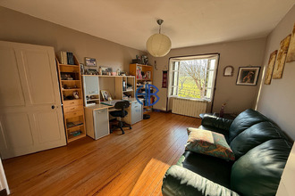 Ma-Cabane - Vente Maison LE PONT-DE-BEAUVOISIN, 138 m²