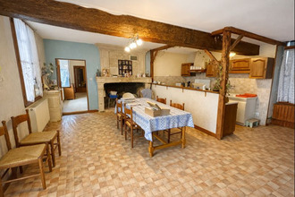 Ma-Cabane - Vente Maison LE PUY-NOTRE-DAME, 109 m²