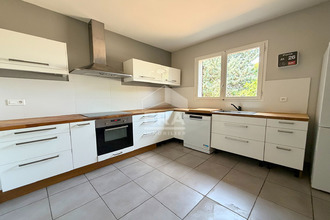 Ma-Cabane - Vente Maison LE PUY-SAINTE-REPARADE, 183 m²