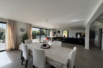 Ma-Cabane - Vente Maison LE RELECQ-KERHUON, 187 m²