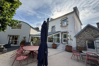Ma-Cabane - Vente Maison LE RELECQ-KERHUON, 190 m²