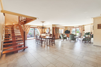 Ma-Cabane - Vente Maison LE RHEU, 246 m²