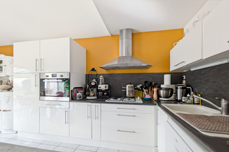 Ma-Cabane - Vente Maison LE TRONCHET, 87 m²