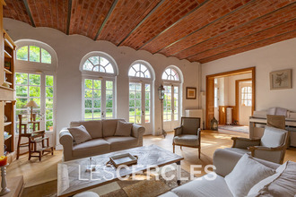 Ma-Cabane - Vente Maison LE VESINET, 232 m²