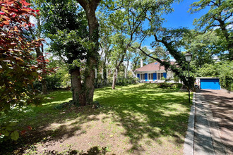 Ma-Cabane - Vente Maison LE VESINET, 250 m²