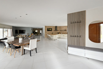 Ma-Cabane - Vente Maison LEOGNAN, 252 m²