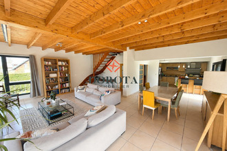 Ma-Cabane - Vente Maison Les Adrets, 241 m²