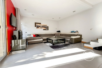 Ma-Cabane - Vente Maison LES CLAYES-SOUS-BOIS, 142 m²