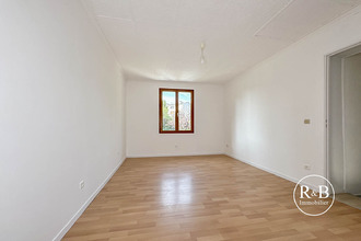 Ma-Cabane - Vente Maison LES CLAYES-SOUS-BOIS, 160 m²