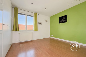 Ma-Cabane - Vente Maison LES CLAYES-SOUS-BOIS, 112 m²