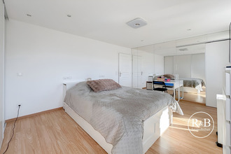 Ma-Cabane - Vente Maison LES CLAYES-SOUS-BOIS, 74 m²
