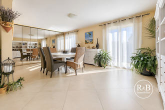 Ma-Cabane - Vente Maison LES CLAYES-SOUS-BOIS, 120 m²