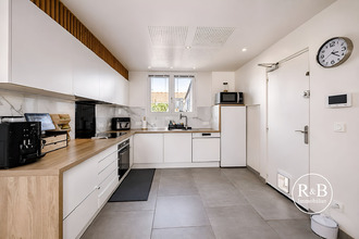 Ma-Cabane - Vente Maison LES CLAYES-SOUS-BOIS, 74 m²