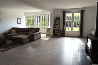 Ma-Cabane - Vente Maison LES CLAYES-SOUS-BOIS, 130 m²