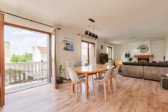 Ma-Cabane - Vente Maison LES LILAS, 250 m²