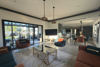 Ma-Cabane - Vente Maison Les Ponts-de-Cé, 196 m²