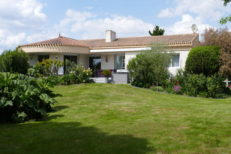 Ma-Cabane - Vente Maison LES SABLES-D'OLONNE, 253 m²