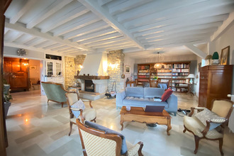 Ma-Cabane - Vente Maison LONS-LE-SAUNIER, 220 m²