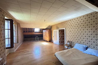 Ma-Cabane - Vente Maison Lons-le-Saunier, 300 m²