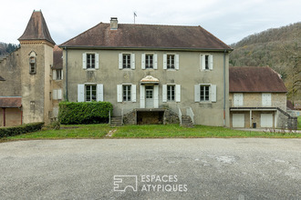 Ma-Cabane - Vente Maison LONS-LE-SAUNIER, 1980 m²