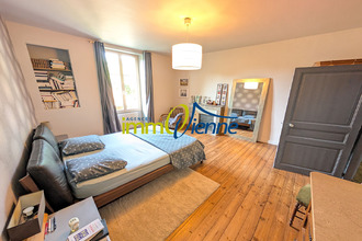 Ma-Cabane - Vente Maison LUSSAC-LES-CHATEAUX, 183 m²