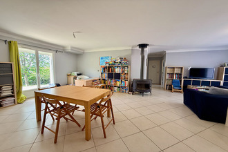 Ma-Cabane - Vente Maison MAGNAC-SUR-TOUVRE, 132 m²