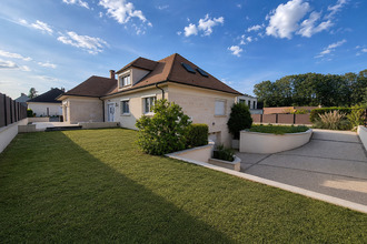Ma-Cabane - Vente Maison MAGNY-LES-HAMEAUX, 199 m²