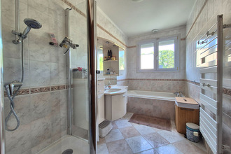Ma-Cabane - Vente Maison MAGNY-LES-HAMEAUX, 199 m²