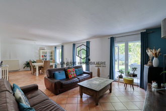 Ma-Cabane - Vente Maison MANDRES-LES-ROSES, 161 m²
