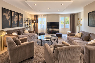 Ma-Cabane - Vente Maison MAREIL-MARLY, 173 m²