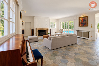 Ma-Cabane - Vente Maison MARNES-LA-COQUETTE, 330 m²