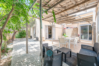 Ma-Cabane - Vente Maison Marseille, 200 m²