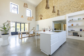 Ma-Cabane - Vente Maison Mas-Saintes-Puelles, 226 m²